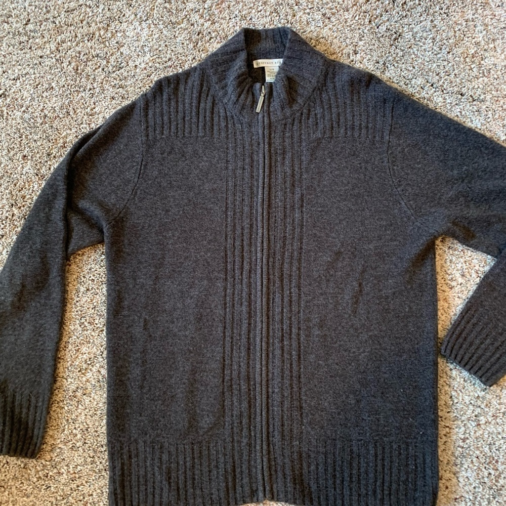 Geoffrey Beene men’s size L zip up sweater